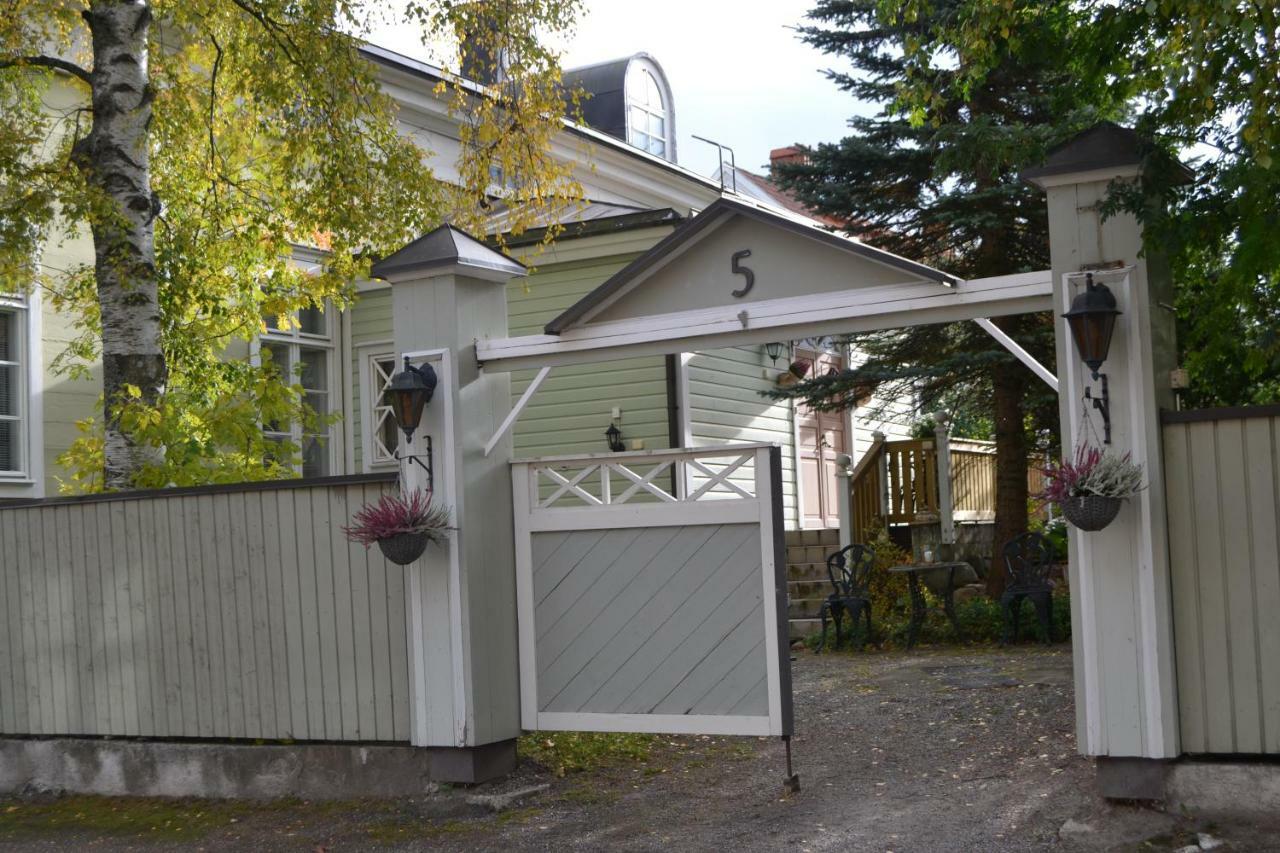 Wanha Kartano Hotel Kokkola  Eksteriør billede